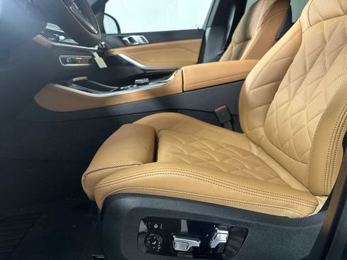 New 2026 BMW X5 M60i image 12