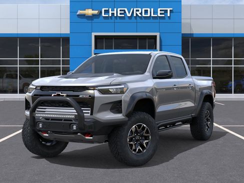New 2026 Chevrolet Colorado ZR2 w/ Off-Road Front Bumper Package image 6