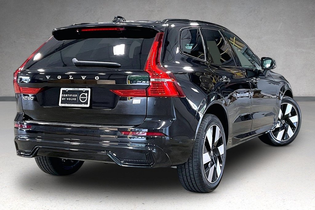 Certified 2024 Volvo XC60 T8 Plus w/ Protection Package Premier AWD/4WD image 7