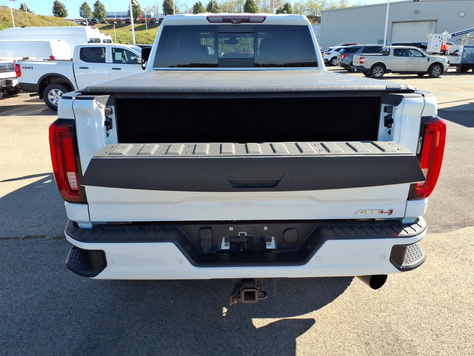 Used 2020 GMC Sierra 2500 AT4 w/ AT4 Premium Package AWD/4WD image 18