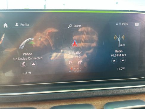 Used 2020 Mercedes-Benz GLS 450 4MATIC image 21