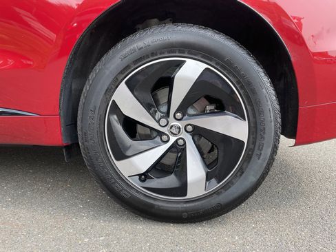 Certified 2024 Jaguar F-PACE R-Dynamic S image 6