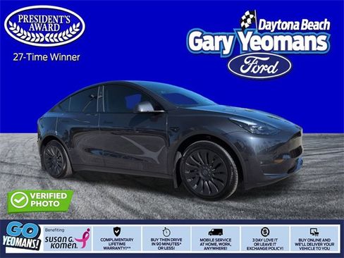 Used 2024 Tesla Model Y Long Range image 1
