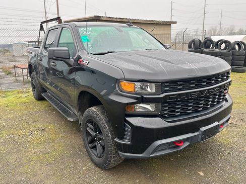 Used 2020 Chevrolet Silverado 1500 Custom Trail Boss w/ Custom Convenience Package image 2