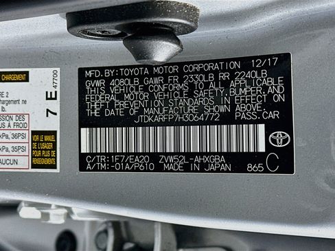 Used 2017 Toyota Prius Prime Premium FWD image 12