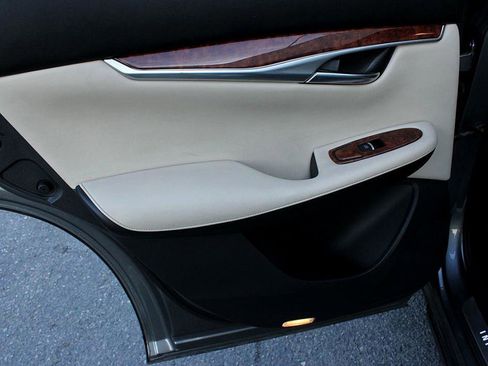 Used 2020 INFINITI QX50 Luxe w/ Navigation Package image 15