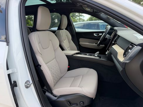 Certified 2026 Volvo XC60 B5 Plus AWD/4WD image 10