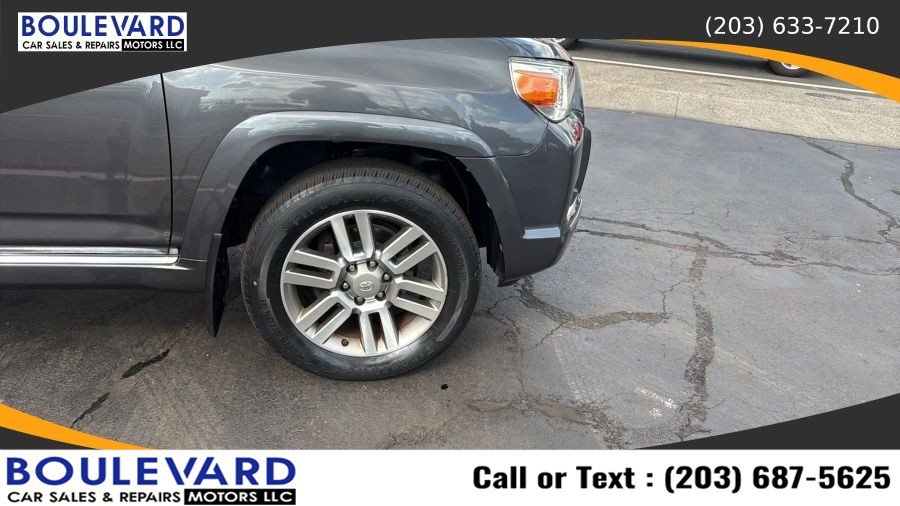 Used 2012 Toyota 4Runner Limited AWD/4WD image 12