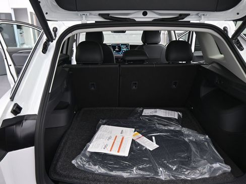 New 2026 Volkswagen Tiguan SE AWD/4WD image 40