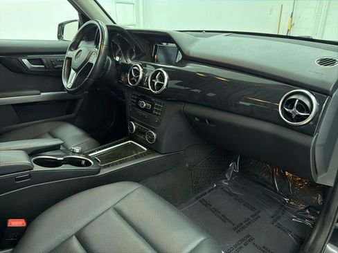 Used 2015 Mercedes-Benz GLK 350 2WD image 27