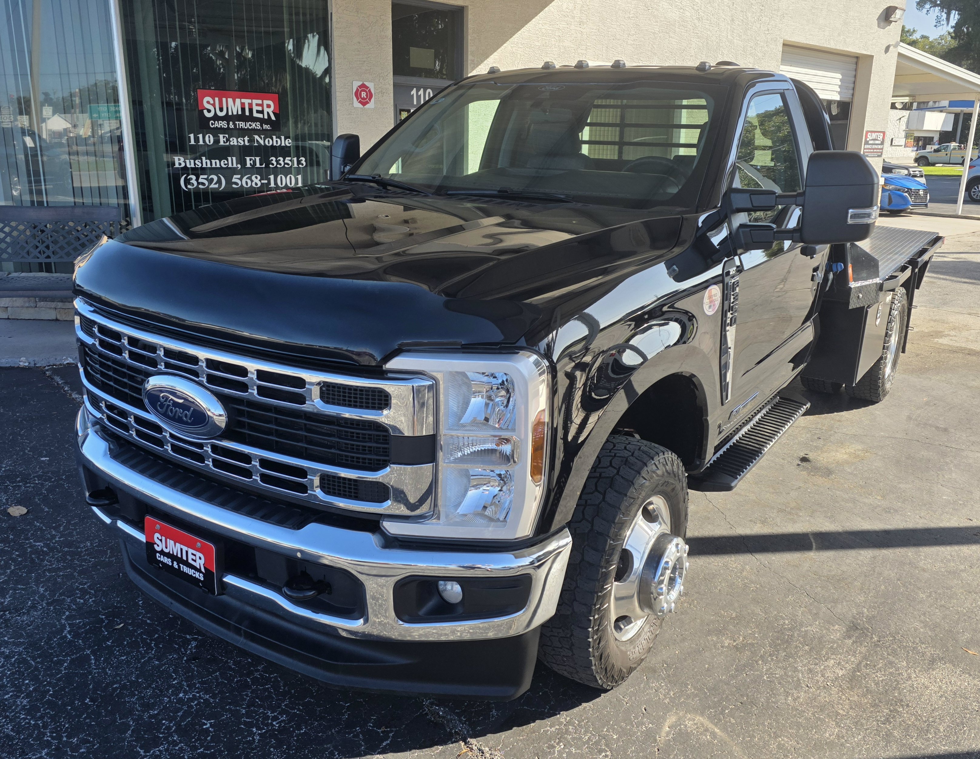 Used 2026 Ford F350 XLT w/ XLT Value Package AWD/4WD image 2