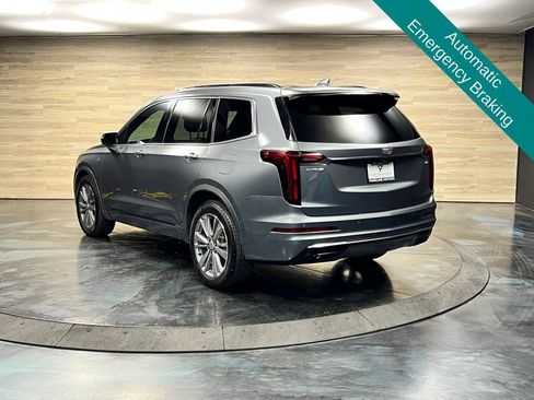 Used 2025 Cadillac XT6 Premium Luxury FWD image 13