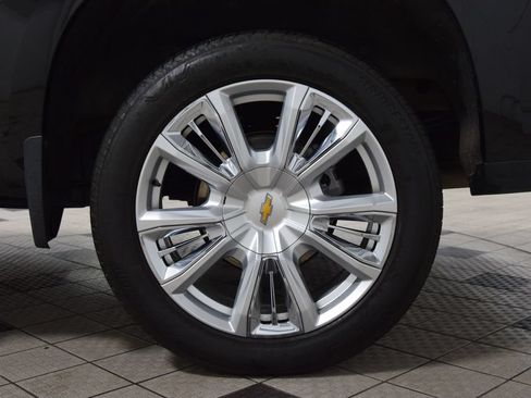 Used 2024 Chevrolet Silverado 1500 High Country w/ High Country Premium Package AWD/4WD image 28