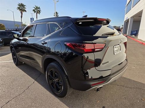 Certified 2024 Chevrolet Blazer LT w/ Convenience Package image 4