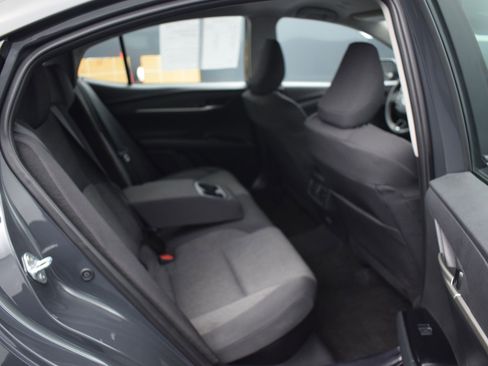 Used 2025 Toyota Camry LE image 11