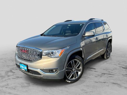 Used 2019 GMC Acadia Denali w/ Technology Package image 1