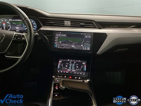 Used 2023 Audi e-tron Premium Plus w/ Premium Plus Package AWD/4WD image 21