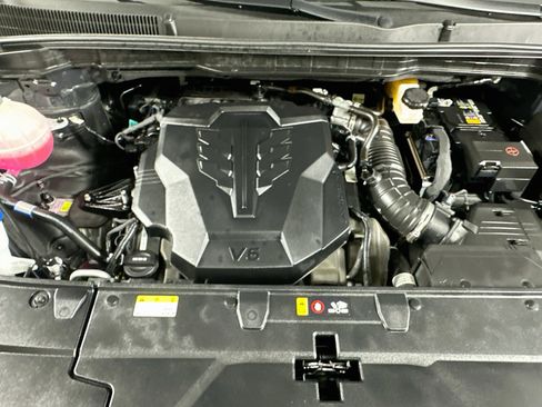 Used 2026 Kia Carnival FWD image 34