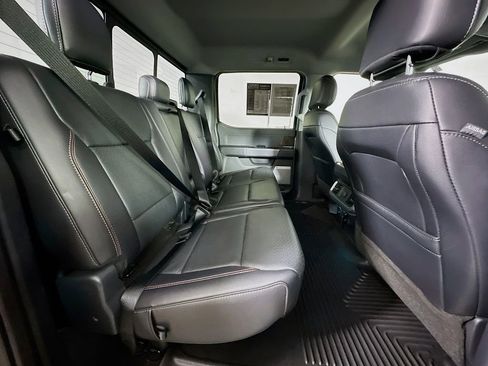 Used 2021 Ford F150 Lariat RWD image 11
