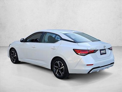 Used 2025 Nissan Sentra SV FWD image 8