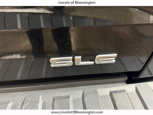 Used 2017 GMC Sierra 1500 SLE w/ SLE Value Package image 18