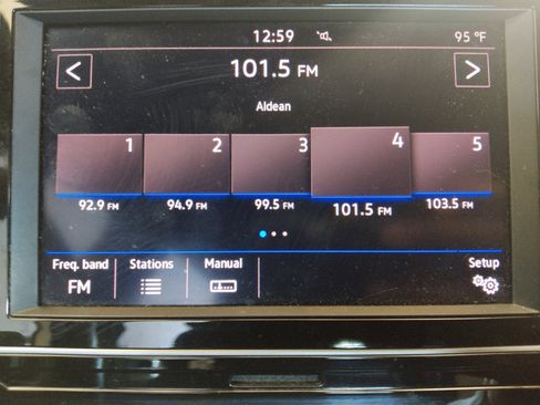 Used 2019 Volkswagen Jetta S FWD image 25