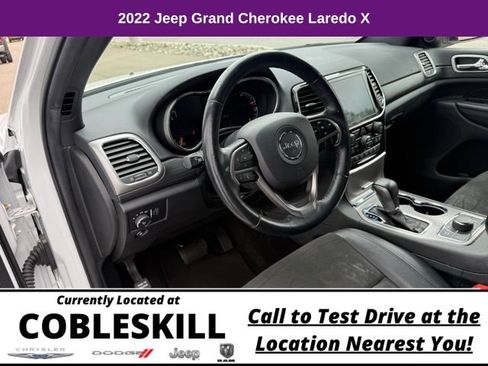 Used 2022 Jeep Grand Cherokee Laredo AWD/4WD image 11