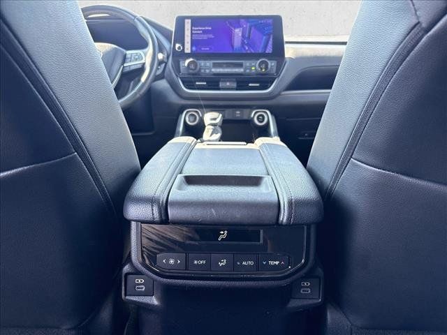 Certified 2025 Toyota Grand Highlander AWD image 22