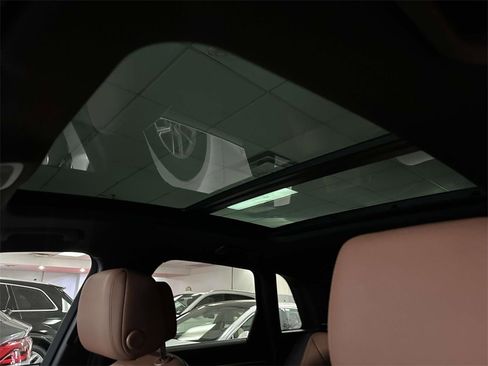 Used 2023 Audi Q3 2.0T Premium w/ Convenience Package image 19