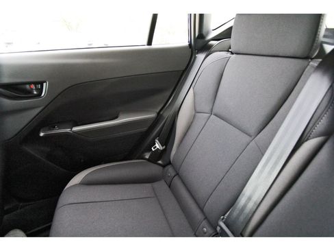 Used 2025 Subaru Crosstrek 2.5i Premium AWD/4WD image 11