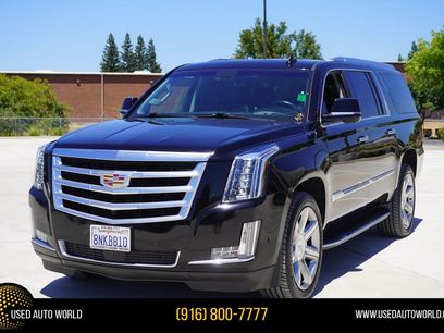 Used 2018 Cadillac Escalade ESV Premium Luxury