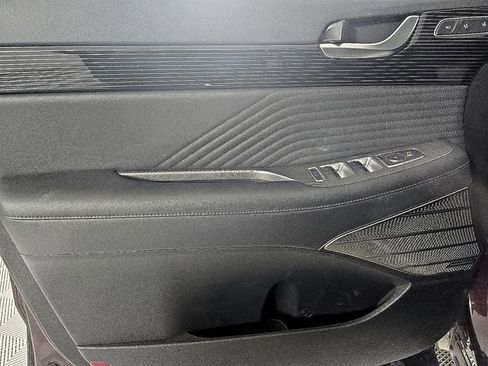 Used 2023 Hyundai Palisade Calligraphy image 14