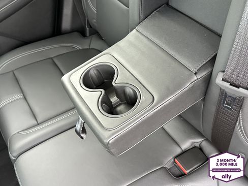 Used 2024 Chevrolet Blazer LT w/ Sound & Technology Package image 14