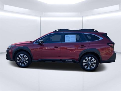Used 2025 Subaru Outback Limited XT image 7