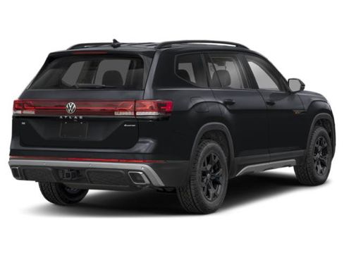 New 2026 Volkswagen Atlas Peak Edition AWD/4WD image 2