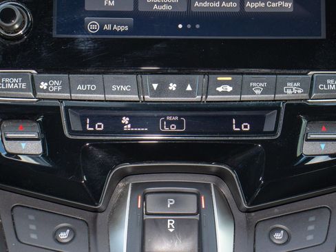 Certified 2018 Honda Odyssey Touring image 23