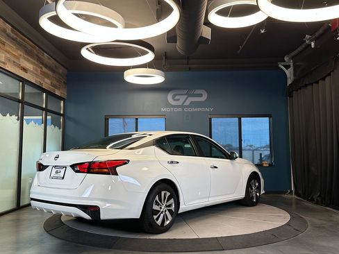 Used 2021 Nissan Altima 2.5 S FWD image 3