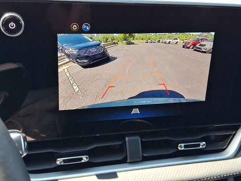 Certified 2026 Chevrolet Equinox LT AWD/4WD image 19