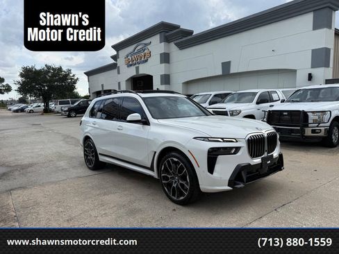 Used 2024 BMW X7 xDrive40i w/ M Sport Package AWD/4WD image 1