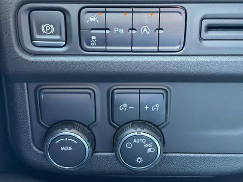 New 2024 Chevrolet Tahoe LS w/ Driver Alert Package image 29