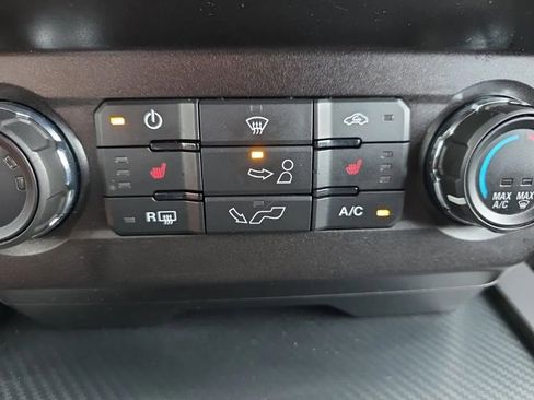 Used 2020 Ford F150 XLT w/ Equipment Group 302A Luxury AWD/4WD image 29