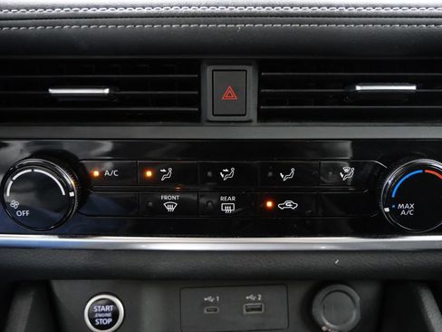 Used 2023 Nissan Rogue S FWD image 18
