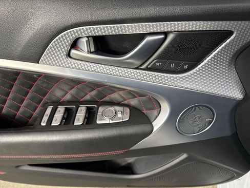 Used 2022 Genesis G70 3.3T w/ Sport Prestige Package image 19