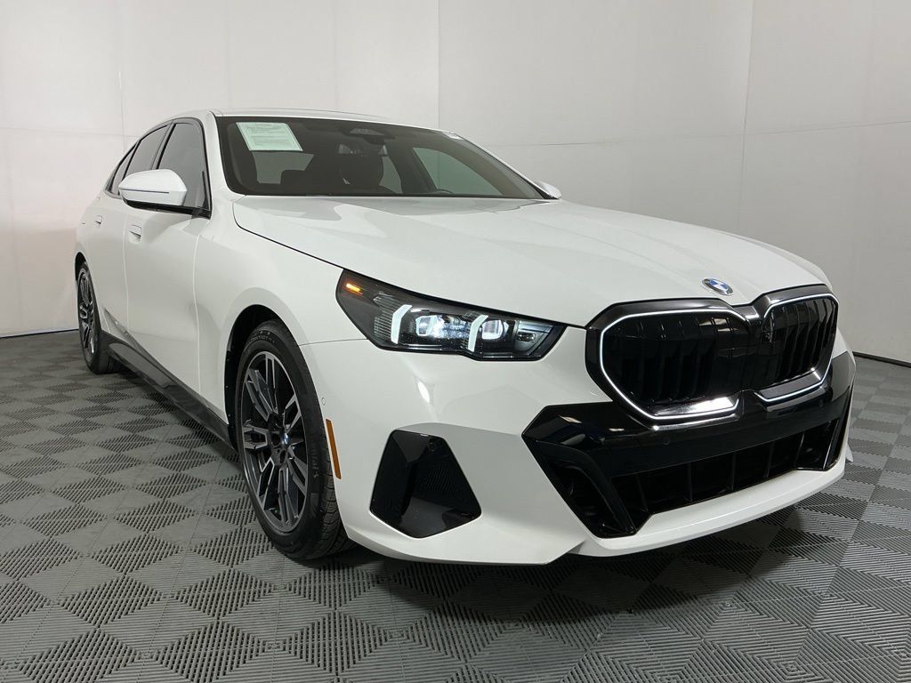 Certified 2025 BMW 530i w/ M Sport Package RWD image 4
