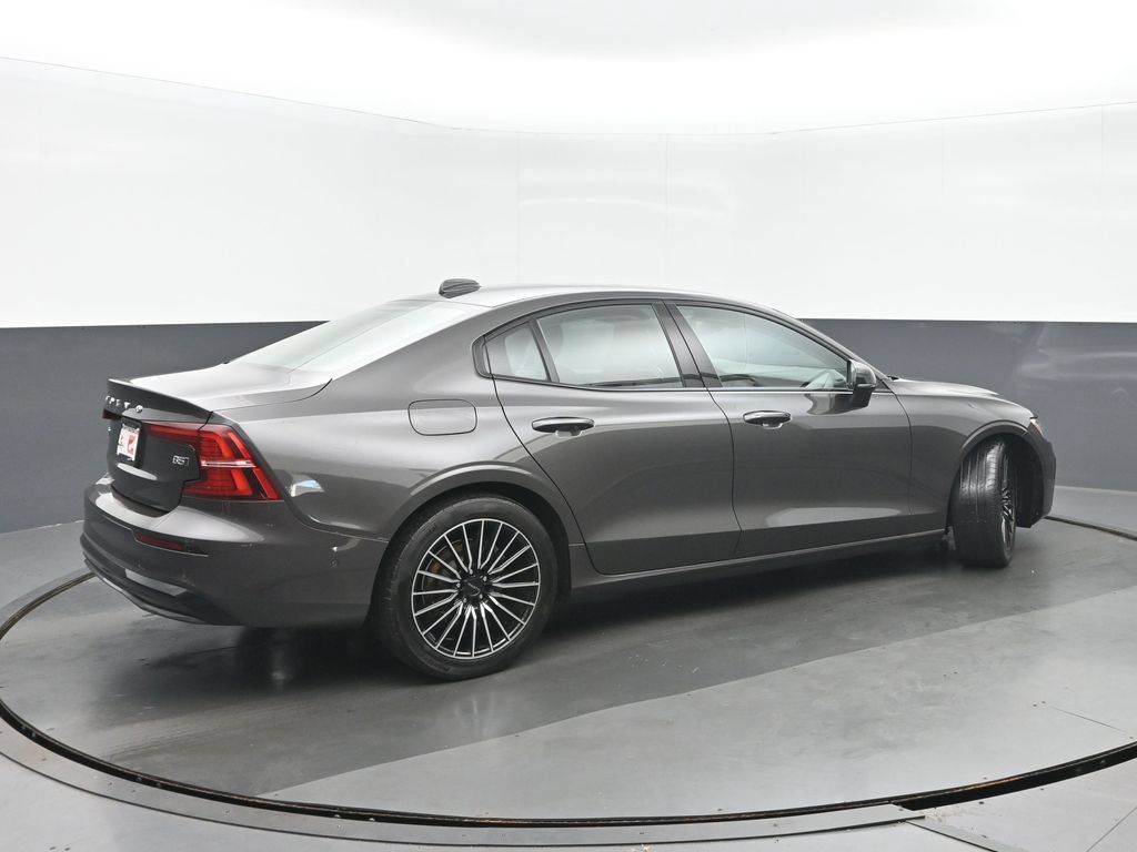 Used 2024 Volvo S60 B5 Plus AWD/4WD image 3