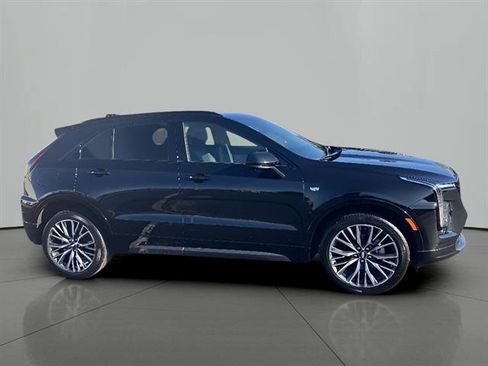 Certified 2024 Cadillac XT4 Sport AWD/4WD image 5