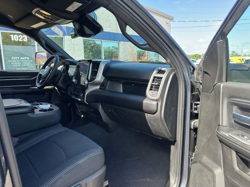Used 2025 RAM 2500 Big Horn AWD/4WD image 10