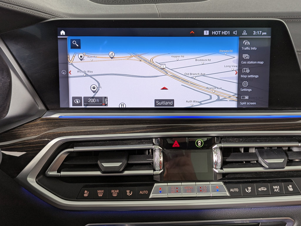 Used 2021 BMW X7 xDrive40i w/ Executive Package AWD/4WD image 22