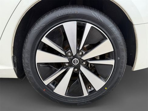 Used 2019 Nissan Altima 2.5 SL image 11