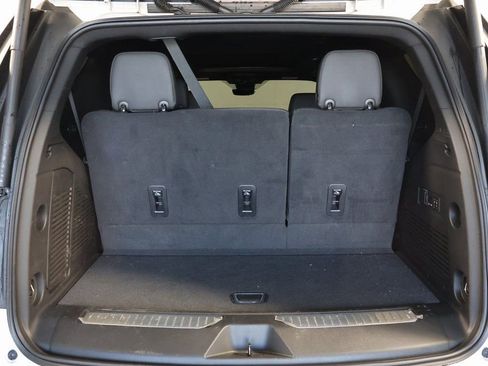 Used 2023 Chevrolet Tahoe High Country image 12